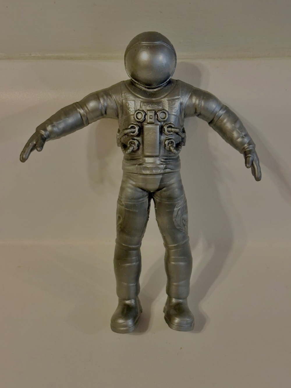 Toysmith Bendy Bendable Astronaut NASA Space Figure Silver Epic Stretch Kids Toy